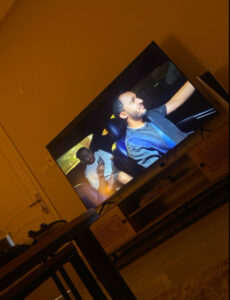 تلفزيون 75 بوصة نحيف 4K كيو ال اي دي وكوانتوم كريستال ونطاق HDR 10+ photo review