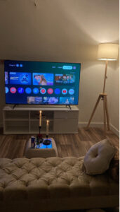 تلفزيون 65 بوصة بتقنية 4K QLED TV photo review