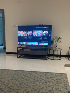 تلفزيون 65 بوصة بتقنية 4K QLED TV photo review