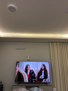 تلفزيون 65 بوصة بتقنية 4K QLED TV photo review